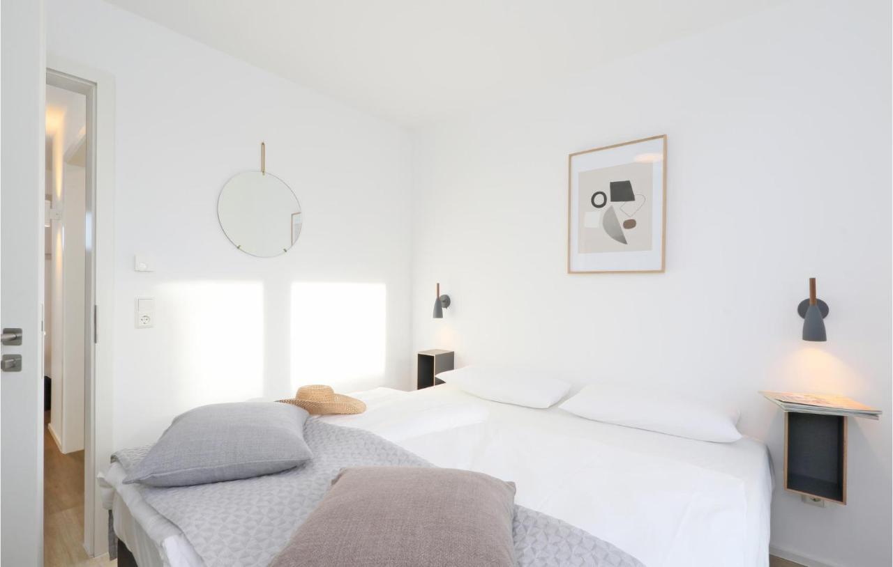 Cozy Apartment In Lembruch-Duemmer See With Wifi Eksteriør billede